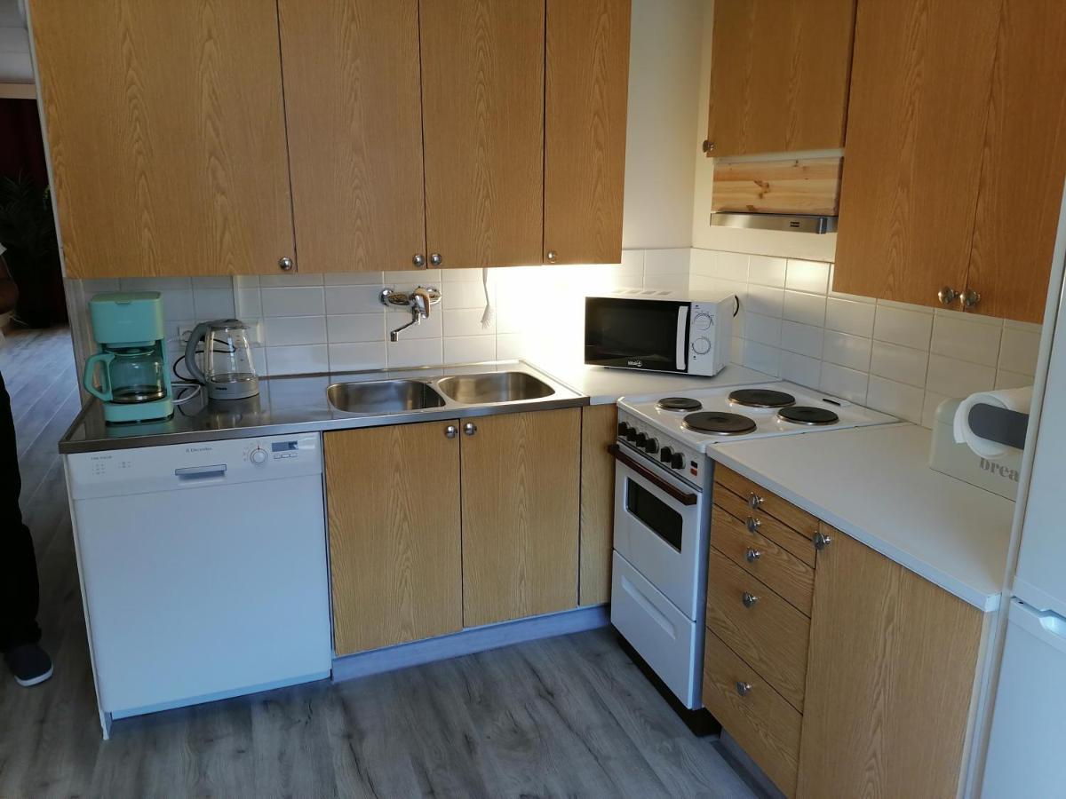Appartement Keskustan Kaksio Parvekkeella, Ilmastoitu. à Savonlinna Extérieur photo